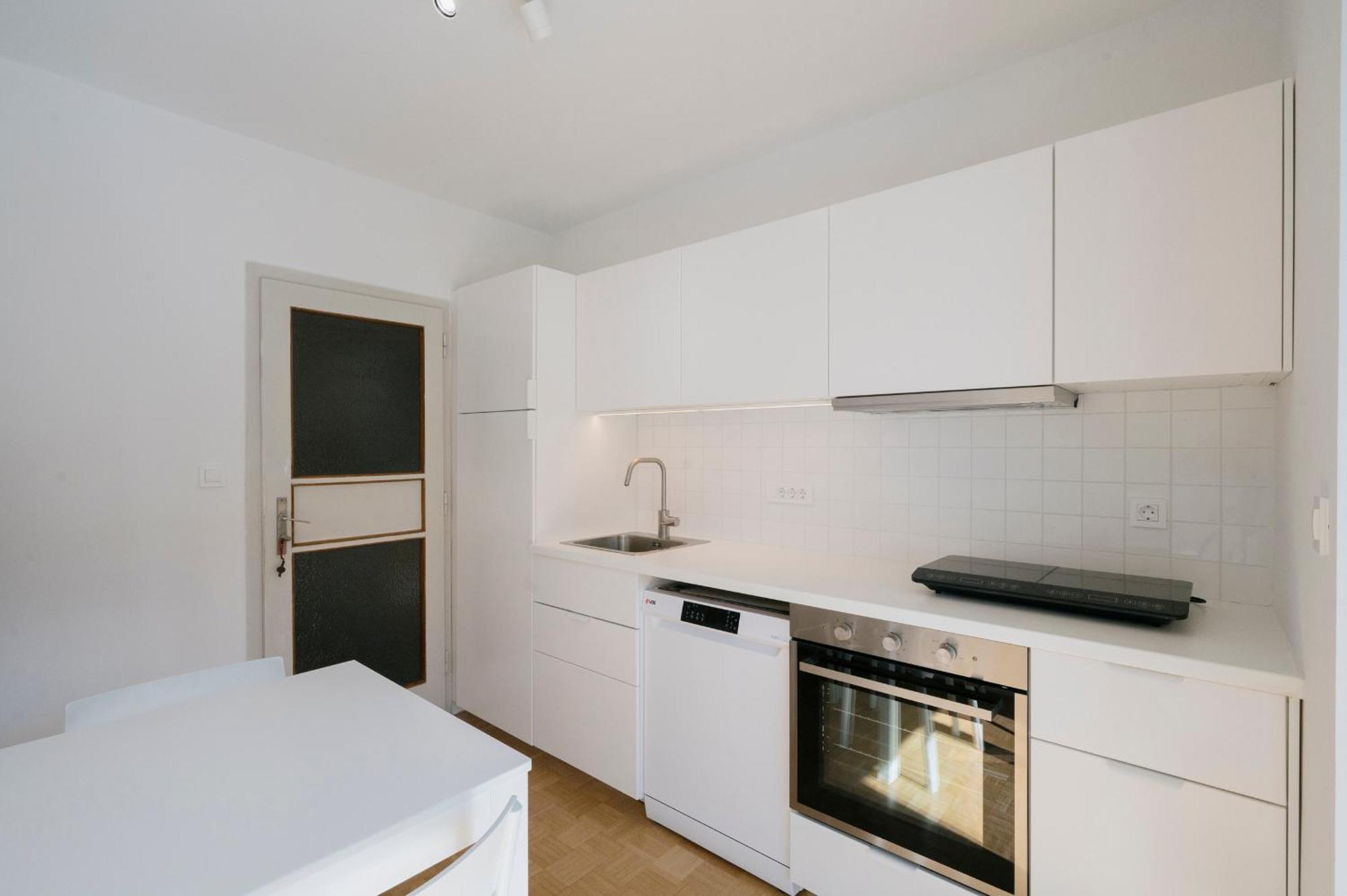 Holiday home C17 4-bedroom Private Row House With Garden And Parking *
